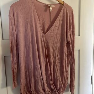 Long sleeve nursing shirt